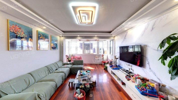 雄镇家园二手房实景图