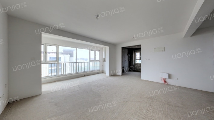 荣盛君兰苑二手房实景图