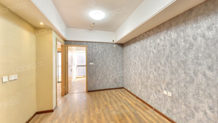 滨湖新地城二手房实景图