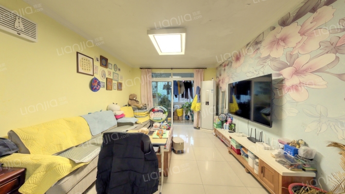 中凌滨江苑二手房实景图