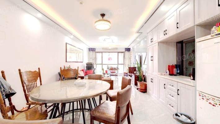 伊真中央御园二手房实景图