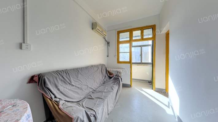 郑纺机前街2号院二手房实景图