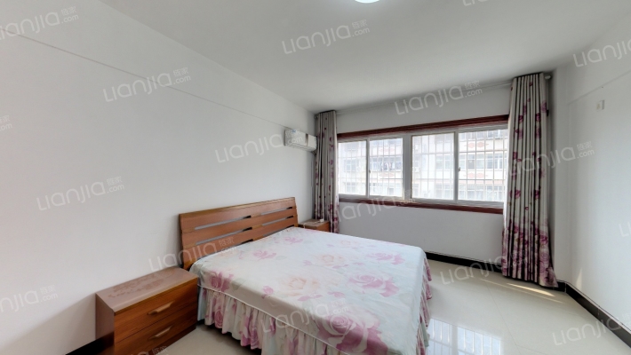 克拉公寓二手房实景图