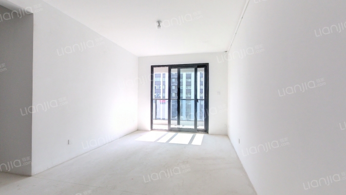 四季华庭二手房实景图