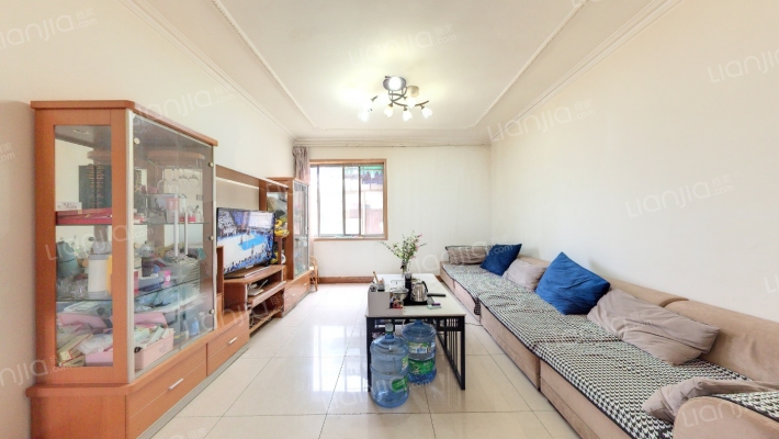 法院职工宿舍小区二手房实景图