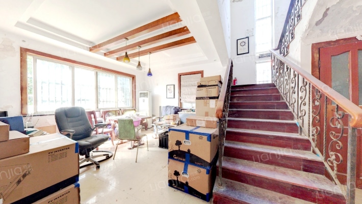 沁园小区二手房实景图