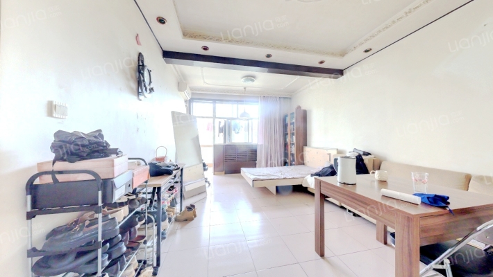 荣康假肢厂小区二手房实景图