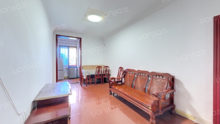 较场坝东街67号二手房实景图