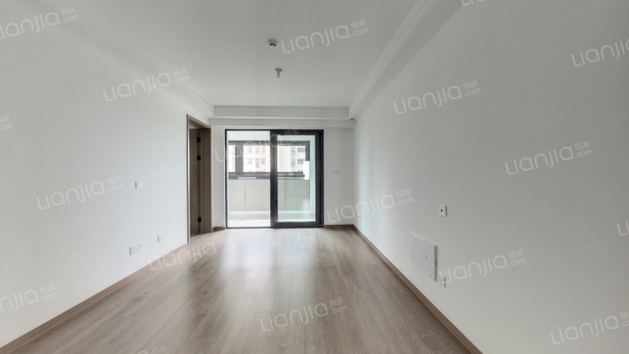 万科潮鸣二手房实景图