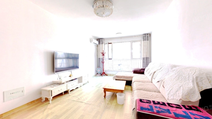 宏程名仕小区二手房实景图