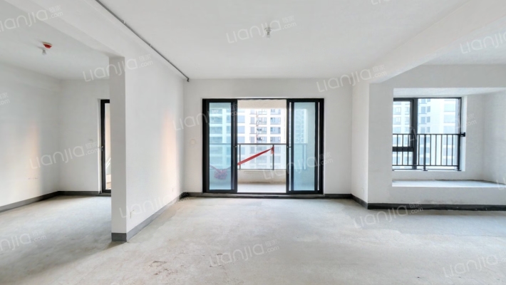 璀璨名邸二手房实景图