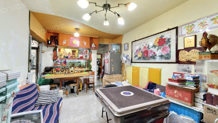 怡龙大厦二手房实景图