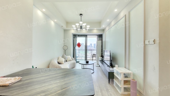 恒大都汇华庭二手房实景图