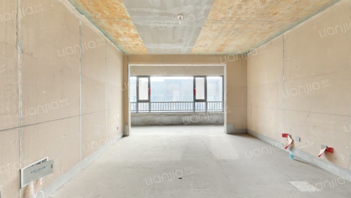 天煜九峯二手房实景图