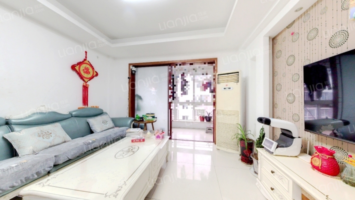 港新花苑二手房实景图