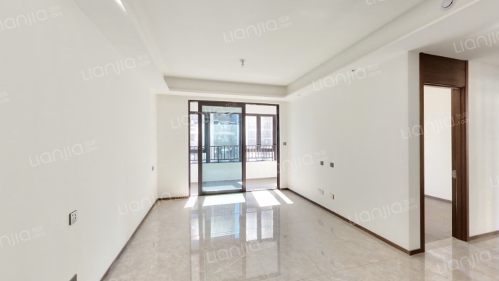 龙湖怡康湖城大境二手房实景图