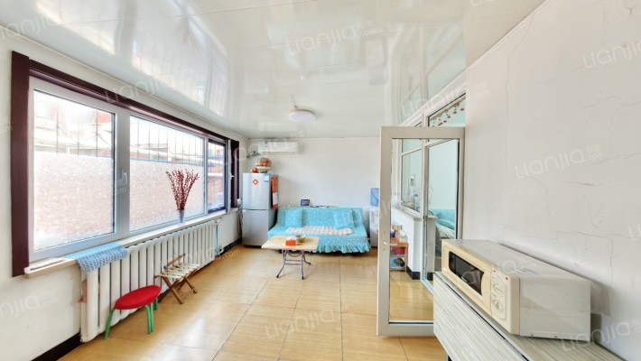 三戒里二手房实景图