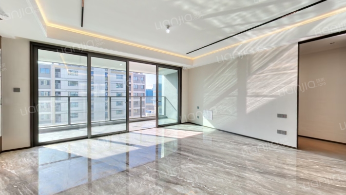 华润湖东润云二手房实景图