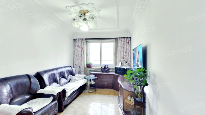 新发小区E区二手房实景图