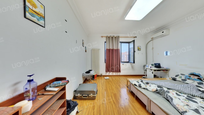 金锣湾鸿福园二手房实景图