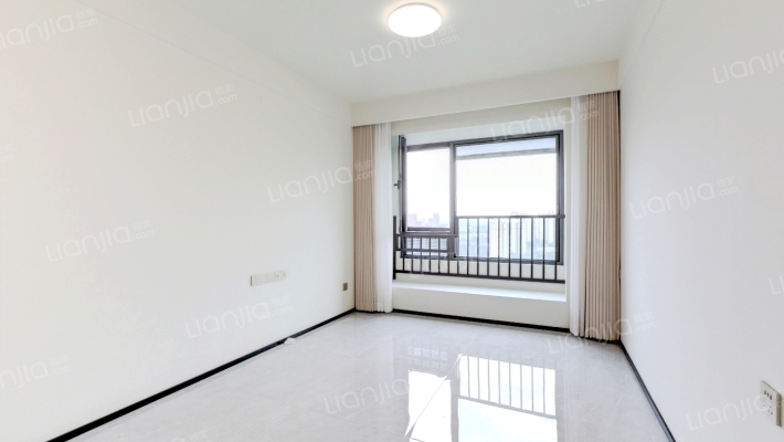 保利锦上二期二手房实景图