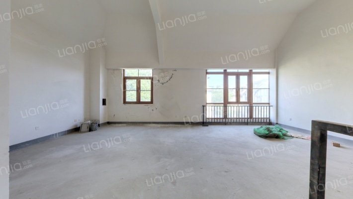 置信巴厘岛C区别墅二手房实景图