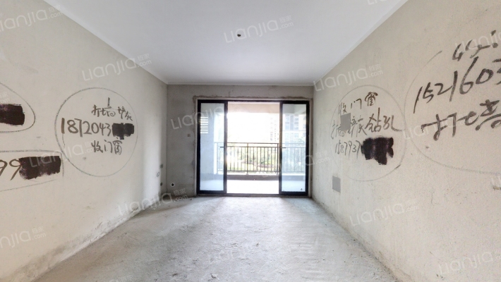 中骏雍景府二手房实景图