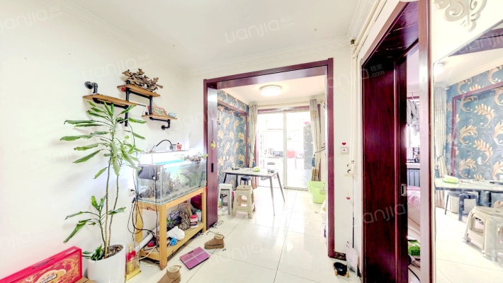 苑东街8号二手房实景图