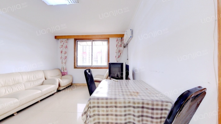 精铸小区二手房实景图