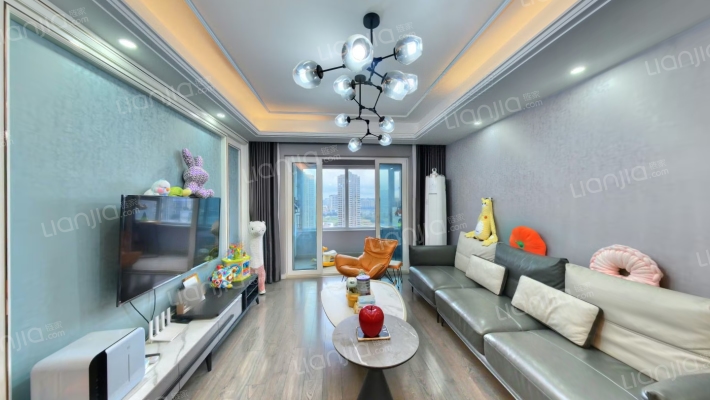 保利公园里二期二手房实景图