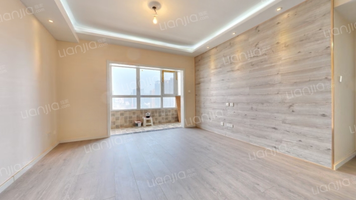 龙城铭园二期二手房实景图