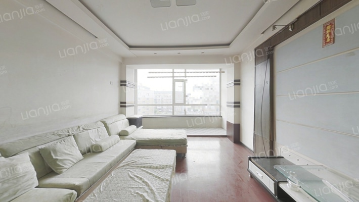 新五区鸿鸣公寓二手房实景图