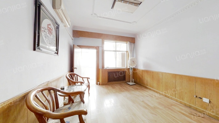 双龙五交化宿舍二手房实景图