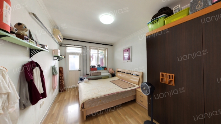 七里山南村一区二手房实景图