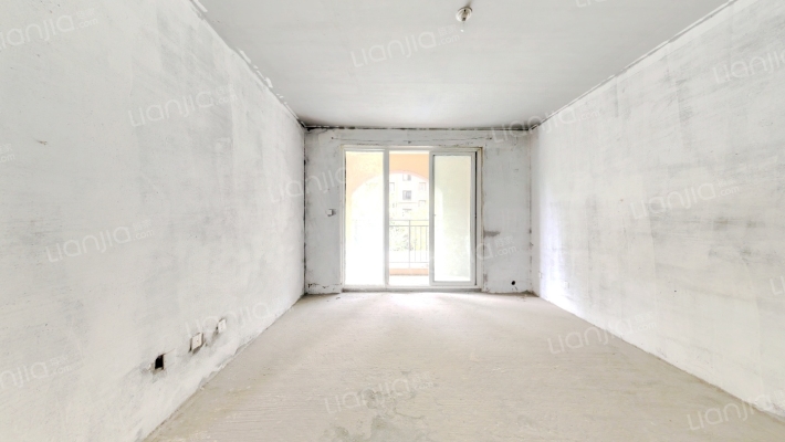 清华大溪地七号院二手房实景图