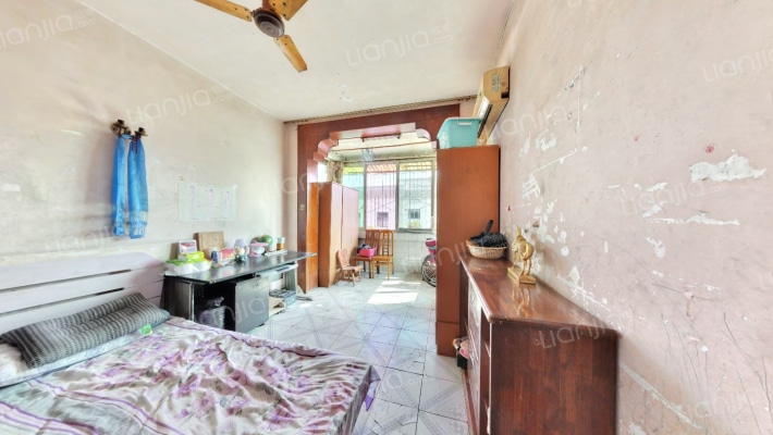 新南路84号二手房实景图