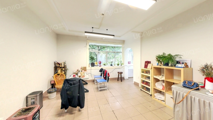 国防路2号二手房实景图