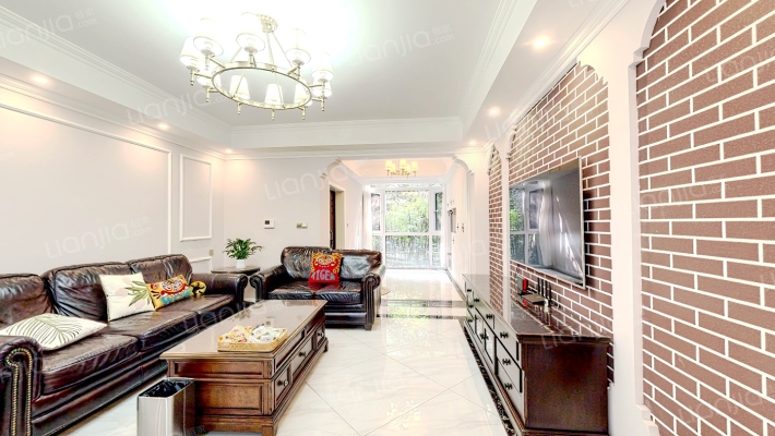 艺锦湾四期二手房实景图