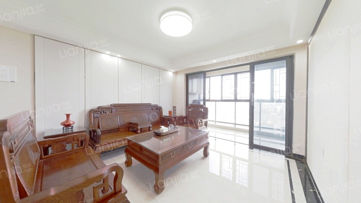 怡翠尊堤嘉园二手房实景图