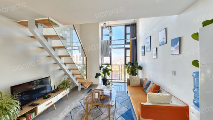 绿地东海岸海湾风尚中心铂俪湾二手房实景图