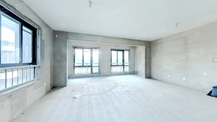 信达溪岸观邸二手房实景图