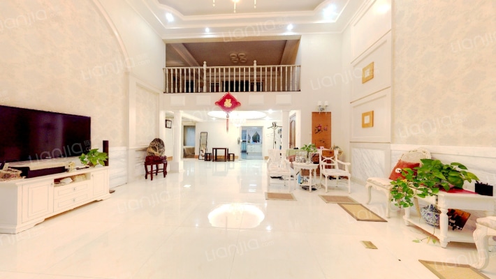 水晶之城四期二手房实景图