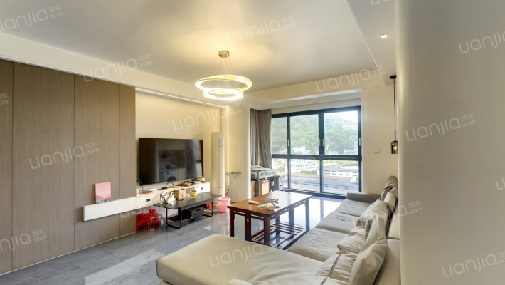 蓝天御景二手房实景图