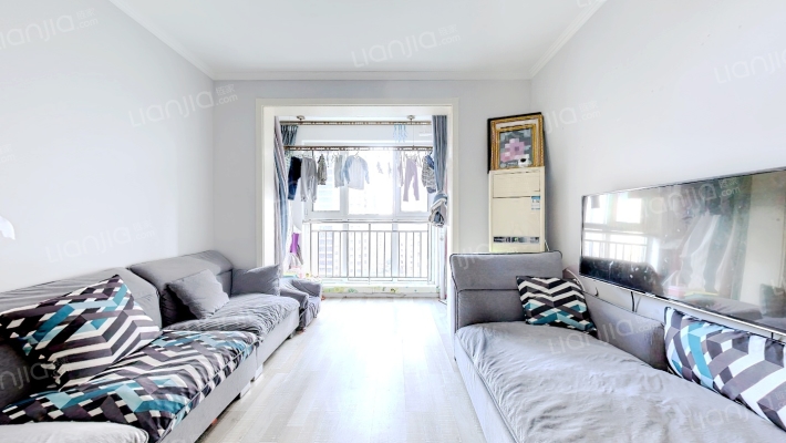 悦湖兰庭二手房实景图