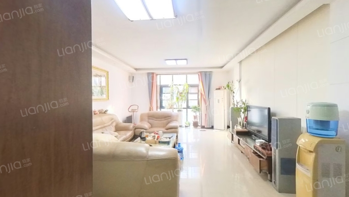 蓝天花园二手房实景图