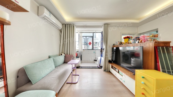 汇龙花园二手房实景图