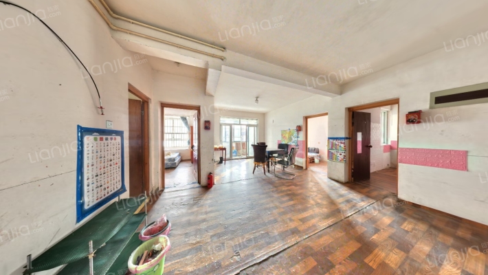 临湖景苑二手房实景图