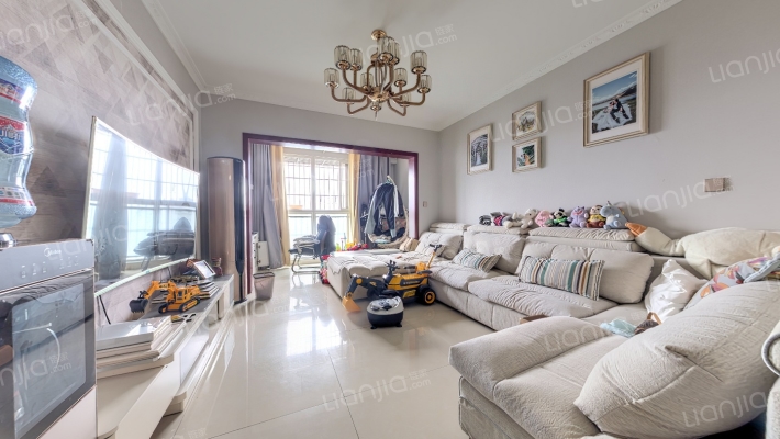 银河丽都二手房实景图