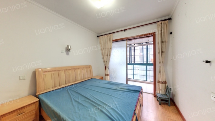 春城家园A区二手房实景图