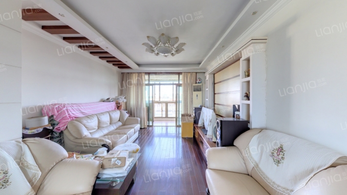 日月新殿西区二手房实景图